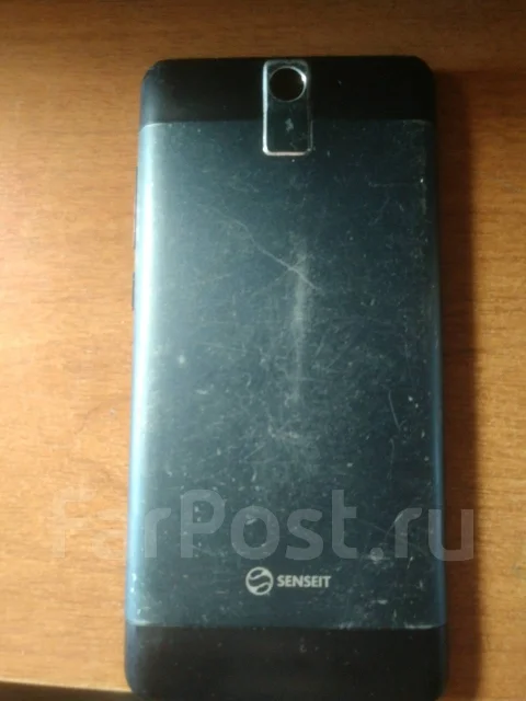 Senseit E400. �/�, �����, ������, 3G, Dual-SIM ����