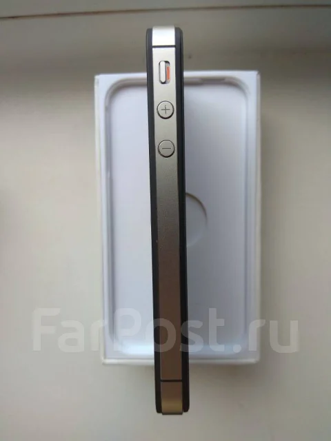 Apple iPhone 4. �/�, ������ ����
