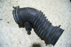 Патрубок воздухозаборника. Toyota Corolla Fielder, NZE141, NZE141G Двигатели: 1NZFE, 1NZFXE