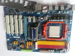 Socket AM2 ����