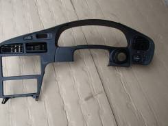 Консоль панели приборов. Toyota Carina ED, ST200, ST202, ST203, ST205 Toyota Corona Exiv, ST200, ST202, ST203, ST205