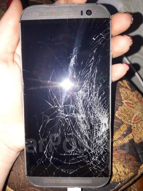 HTC One M8. �/�, �����, 4G LTE ����