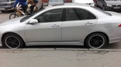 Honda Accord. JHMCL96404C217659