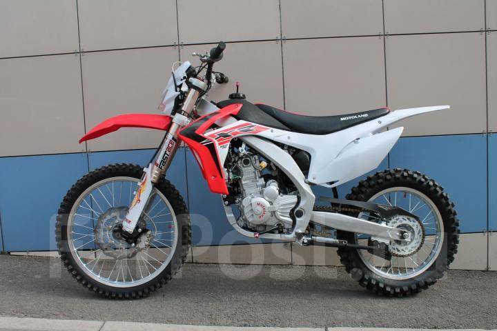 Xr 250 pro. Мотоцикл Motoland xr250. Motoland XR 250 Pro. Мотоленд эндуро 250 водяное охлаждение. Motoland XR 250 Enduro.