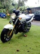 Kawasaki ZR-7S ����