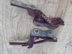 Крепление капота. Toyota Caldina, ST215, ST215G, ST215W