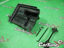Крепление аккумулятора. Toyota Crown, JZS171, JZS171W Двигатель 1JZGTE