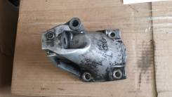 Кронштейн опоры двигателя. Lexus: IS300, IS200, GS430, GS300, GS400 Toyota: Crown, Aristo, Verossa, Altezza, Brevis, Crown Majesta, Mark II Wagon Blit...