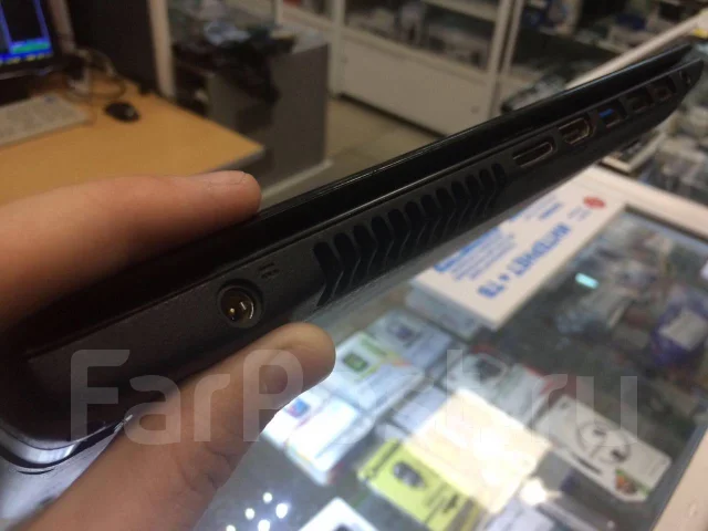 Acer Aspire V5-571G. 15.6", 1,5����, ��� 4 ��, ���� 500���, WiFi: 1, Bluetooth: 1, ����������� �� 4��. ����