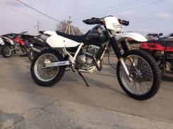 Suzuki DR 250. 250 куб. см., исправен, птс, без пробега