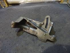 Крепление гидроусилителя. Honda Orthia, EL1, EL2, EL3 Honda CR-V, RD1, RD2 Honda S-MX, RH1, RH2 Honda Stepwgn, RF1, RF2 Двигатели: B18B, B20B, B20B2...