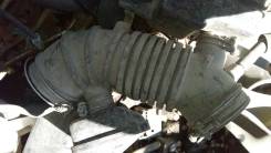 Патрубок воздухозаборника. Mitsubishi Pajero, V45W Двигатель 6G74