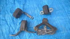Крепление глушителя. Audi A4 Avant, B6 Audi S Audi A4, B6