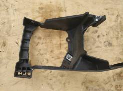 Крепление противотуманной фары. Subaru Forester, SJ, SJ5, SJ9 Двигатели: FB20, FB25, FB25B
