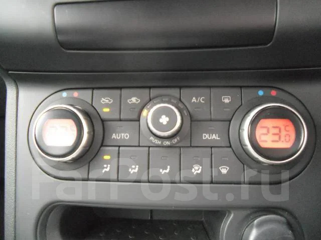 Nissan Dualis. ��������, 4wd, 2.0 (173��.�.), ������, 71 000����. ��, �/�. ��� ����� �� ������������ ����
