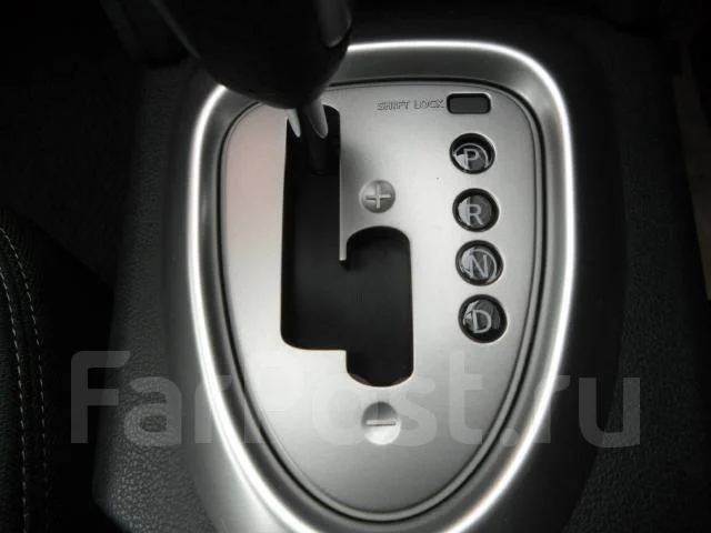 Nissan Dualis. ��������, 4wd, 2.0 (173��.�.), ������, 71 000����. ��, �/�. ��� ����� �� ������������ ����