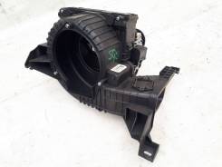 Корпус моторчика печки. Subaru Forester, SG5, SG9, SG9L Двигатели: EJ202, EJ203, EJ205, EJ255
