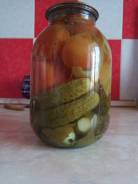 Огурцы.