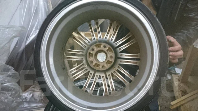 Zeus Line. 9.5/8.5x19", 5x114.3, ET38/35 ����