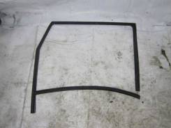 Уплотнитель стекла двери задний левый Audi Q7 4L 2007 4.2 (BAR). Audi Q7, 4LB Двигатели: BAR, BHK, BTR, BUG, BUN