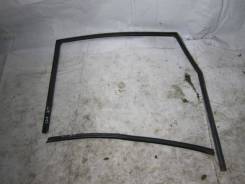 Уплотнитель стекла двери задний правый Audi Q7 4L 2007 4.2 (BAR). Audi Q7, 4LB Двигатель BAR