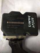 Блок abs. Hyundai Accent Hyundai Solaris, RB Двигатели: G4FC, G4FA