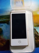 Apple iPod nano. ����