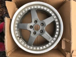 Desmond. 8.5x17", 5x114.3, ET40, �� 73���. ����