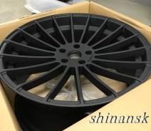 Hamann. 10.0/11.0x21", 5x120.00, ET40/35, ЦО 74,1 мм. Под заказ