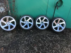 3SDM 0.06. 8.5x18", 5x114.3, ET38 ����