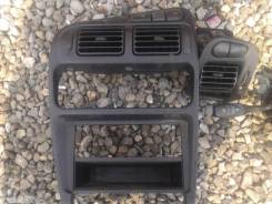 Консоль панели приборов. Mitsubishi Lancer, CA4A, CB1W, CB2W, CB4W, CB5W Mitsubishi Libero, CB1V, CB2V, CB2W, CB4W, CB5W, CB8V, CB8W, CD2V, CD8V Mitsu...