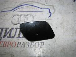 Крышка форсунки омывателя VW Touareg 2002-2010 4.2 AXQ, правая