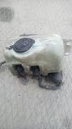 Бачок стеклоомывателя. Toyota Land Cruiser, FZJ80, FZJ80G, FZJ80J, HDJ81, HDJ81V