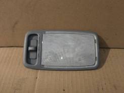 Светильник салона. Toyota: Vista, Harrier, Gaia, Camry, Mark II, Chaser Lexus RX300, MCU10, MCU15 Двигатели: 3CT, 3SFE, 4SFE, 1MZFE, 5SFE, 1AZFSE, 1GF...