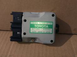 Реостат печки. Lexus: IS300, IS200, LS400, SC430, GS430, GS300, GS400, LX470, RX300 Toyota: Crown, Aristo, Altezza, Chaser, Harrier, Land Cruiser, Cel...