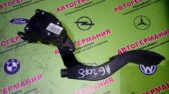 Педаль акселератора. Audi: A6 allroad quattro, A4, S6, A6, S4 Skoda Superb Volkswagen Passat, 3B2, 3B5, 3B3, 3B, 3B6 Двигатели: AKE, APB, ARE, BAS, BA...