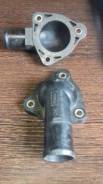 Корпус термостата. Nissan: Bluebird, Wingroad, Primera Camino, Avenir, Primera, Pulsar, Sunny, Almera, Bluebird Sylphy, Expert, Tino, Sentra, AD Двига...