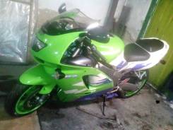 Kawasaki Ninja ZX-9R. 900 куб. см., исправен, птс, без пробега
