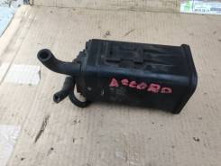 Трубка абсорбера топливных паров. Honda Accord, CF1, CF2, CF3, CF4, CF5, CF6, CF7, CF8, CH1, CH2, CH5, CH6, CH7, CH8, CH9, CL1, CL2, CL3