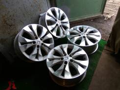 Honda. 6.5x17", 5x114.30, ET50