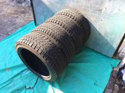 Bridgestone Blizzak Revo1. Зимние, без шипов, 2015 год, износ: 5%, 4 шт