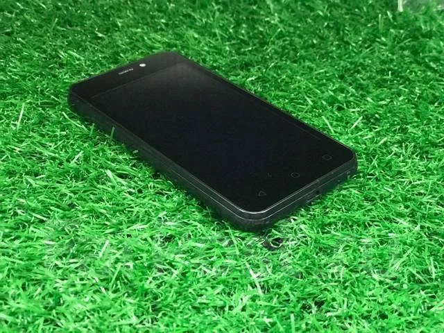 DEXP Ixion M140 Inspire. �/�, Dual-SIM ����