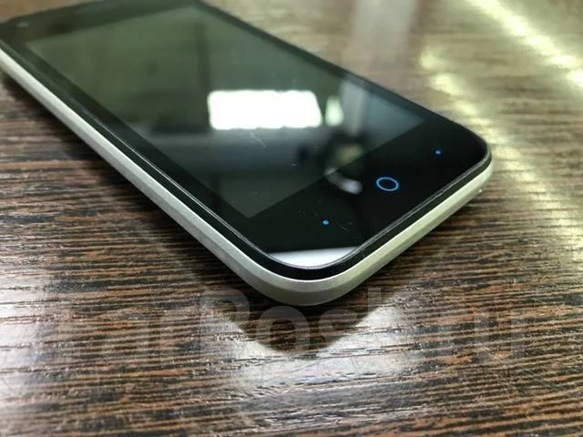 ZTE Blade L110. �/�, 3G, Dual-SIM ����