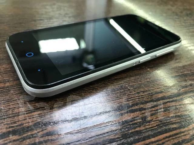 ZTE Blade L110. �/�, 3G, Dual-SIM ����