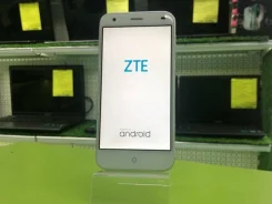 ZTE Blade S6. �/�, 16 ��, Dual-SIM