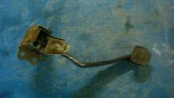 Педаль тормоза. Nissan Primera, P11E, WP11E Двигатели: CD20T, GA16DE, QG16DE, QG18DE, SR20DE, SR20DEH, SR20DEL