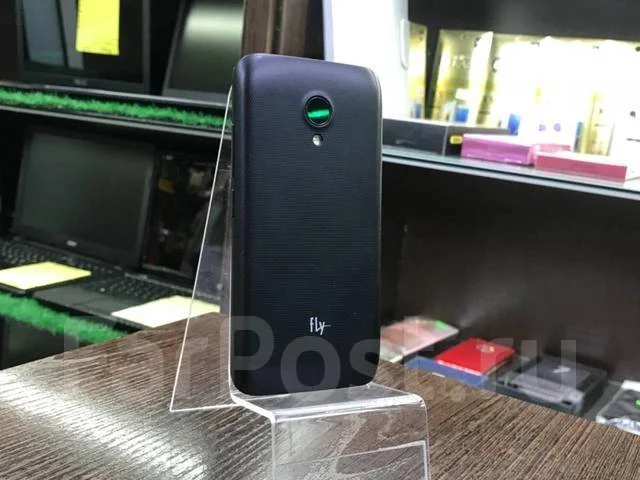 Fly FS407 Stratus 6. �/�, 3G, Dual-SIM ����