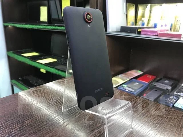 DEXP Ixion ES1050. �/�, 3G ����