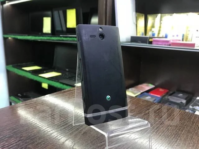 Sony Xperia U. �/� ����