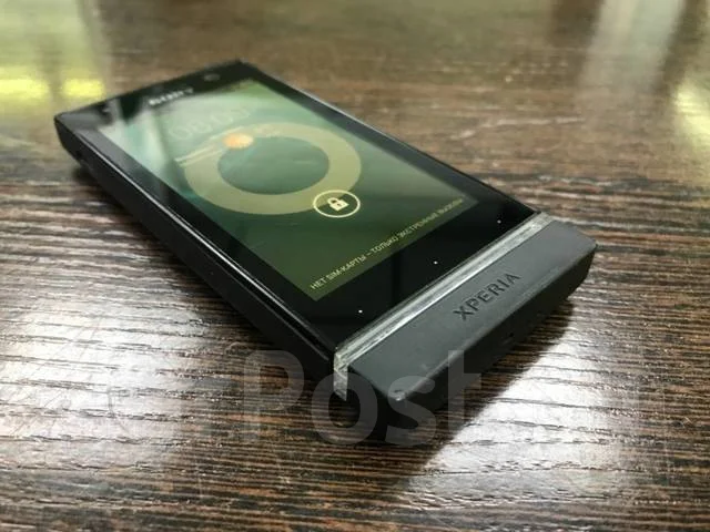 Sony Xperia U. �/� ����